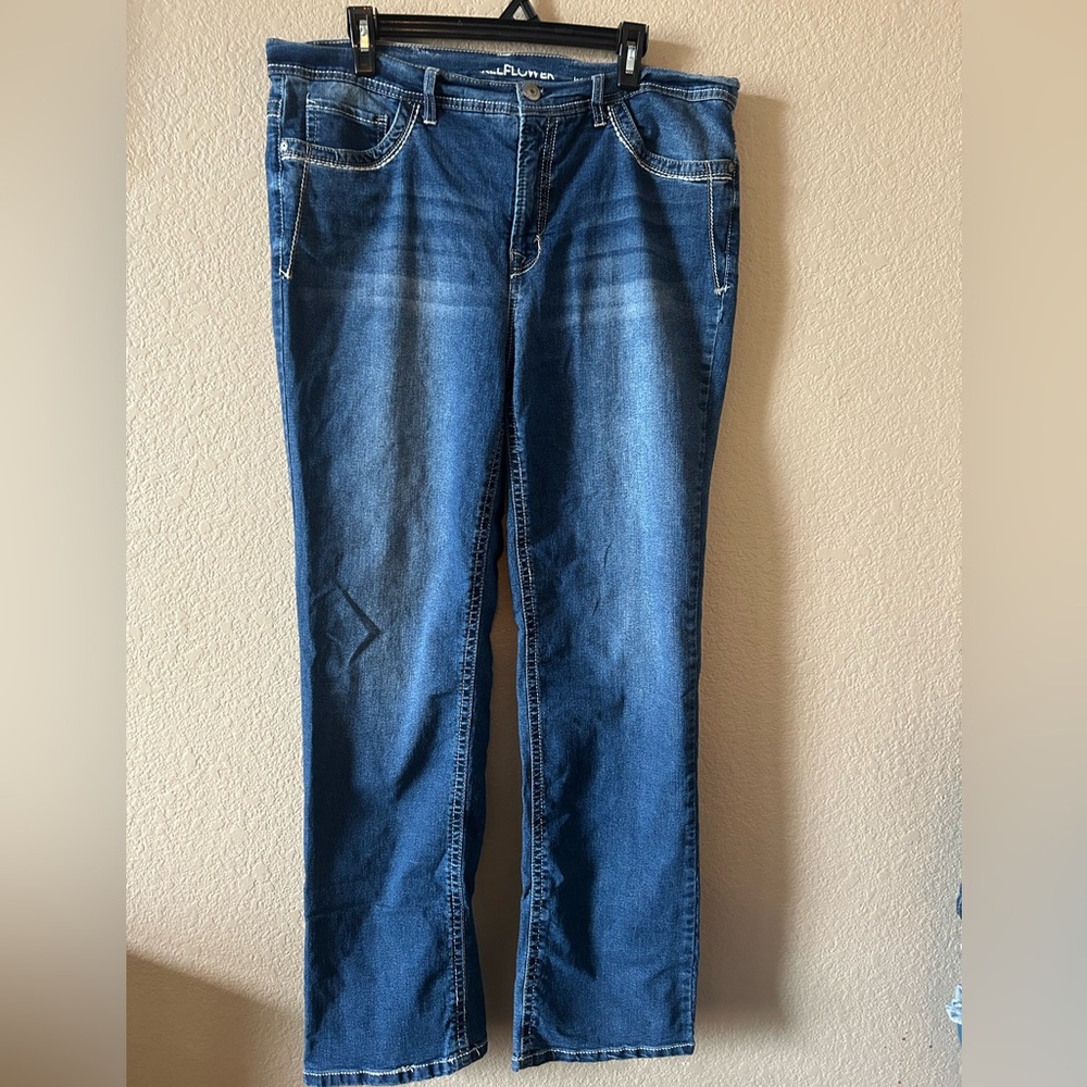 Wallflower Women's Straight Leg Jeans - Blue Denim